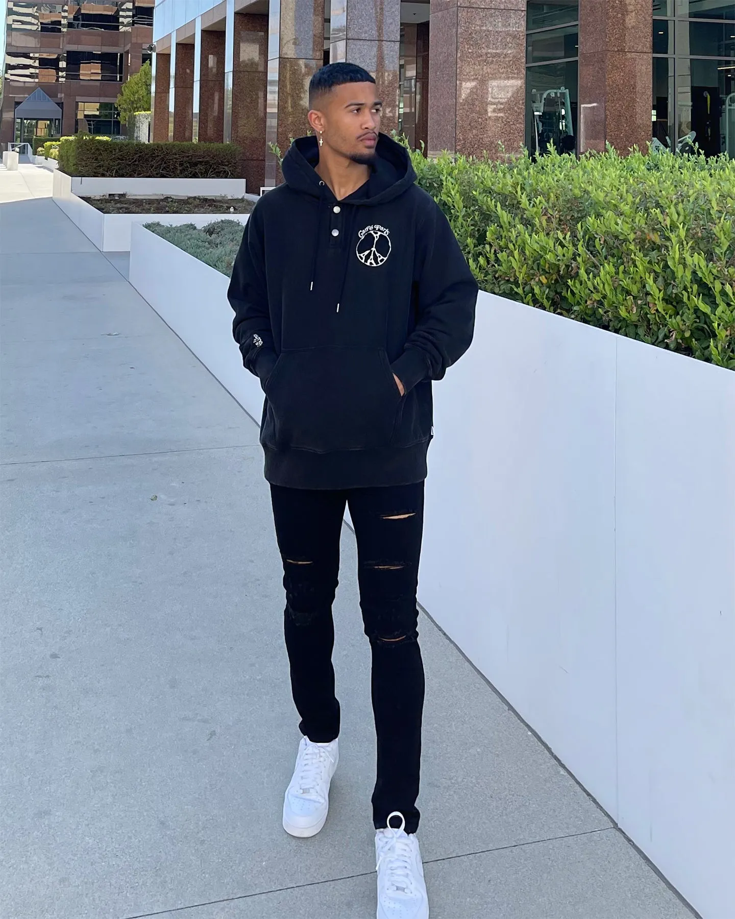 Carré Rugueux Distressed Skinny Jeans Black