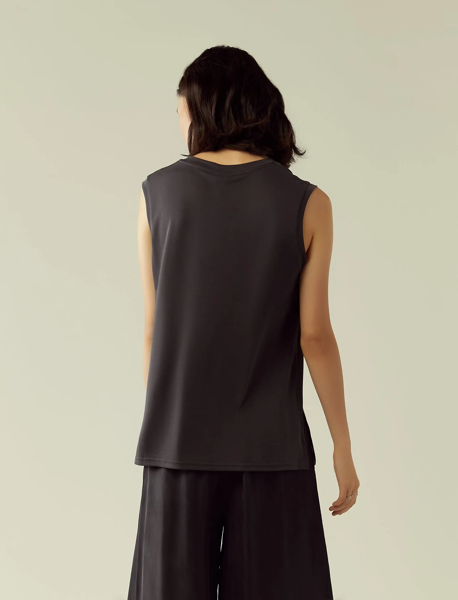 classic muscle tee