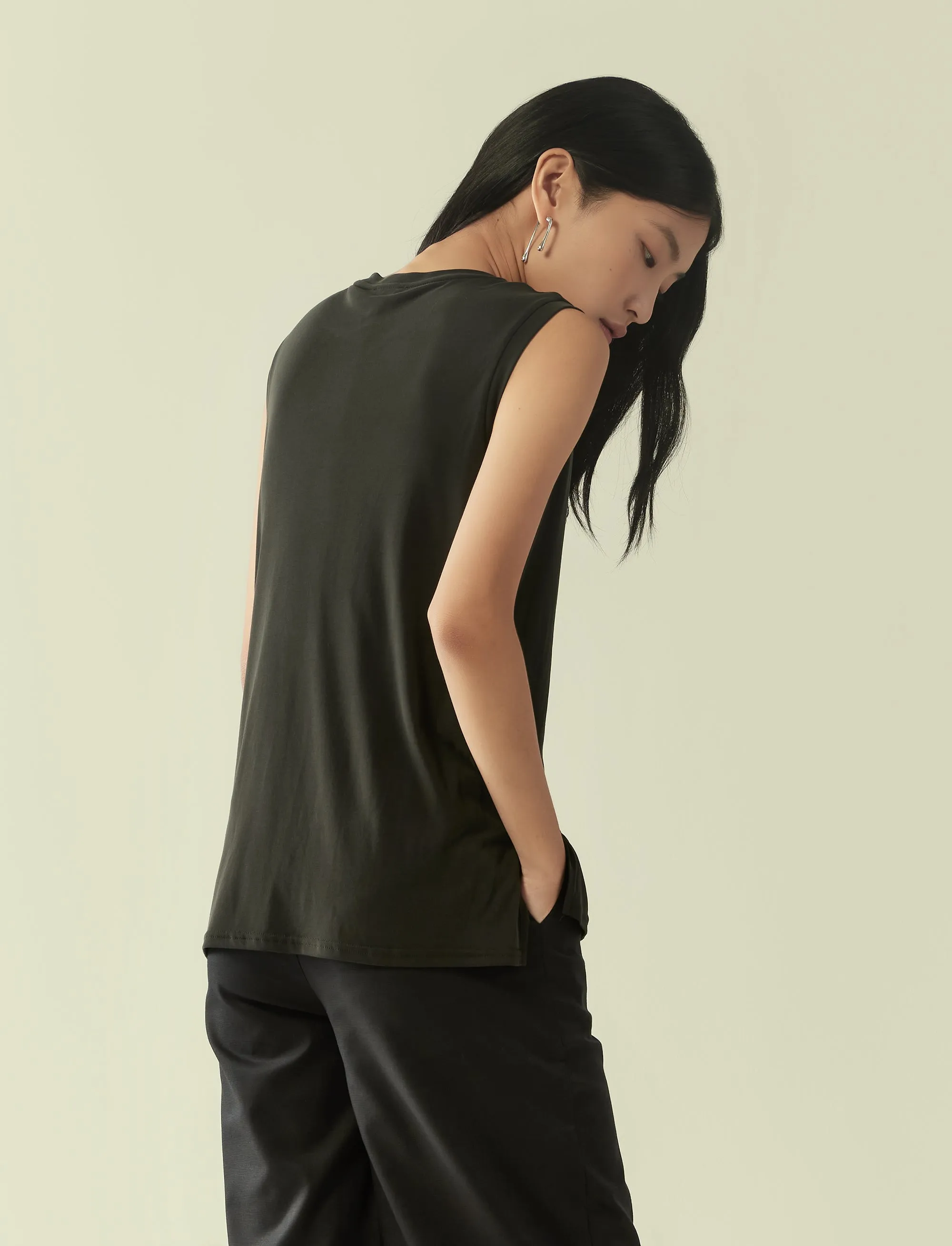 classic muscle tee