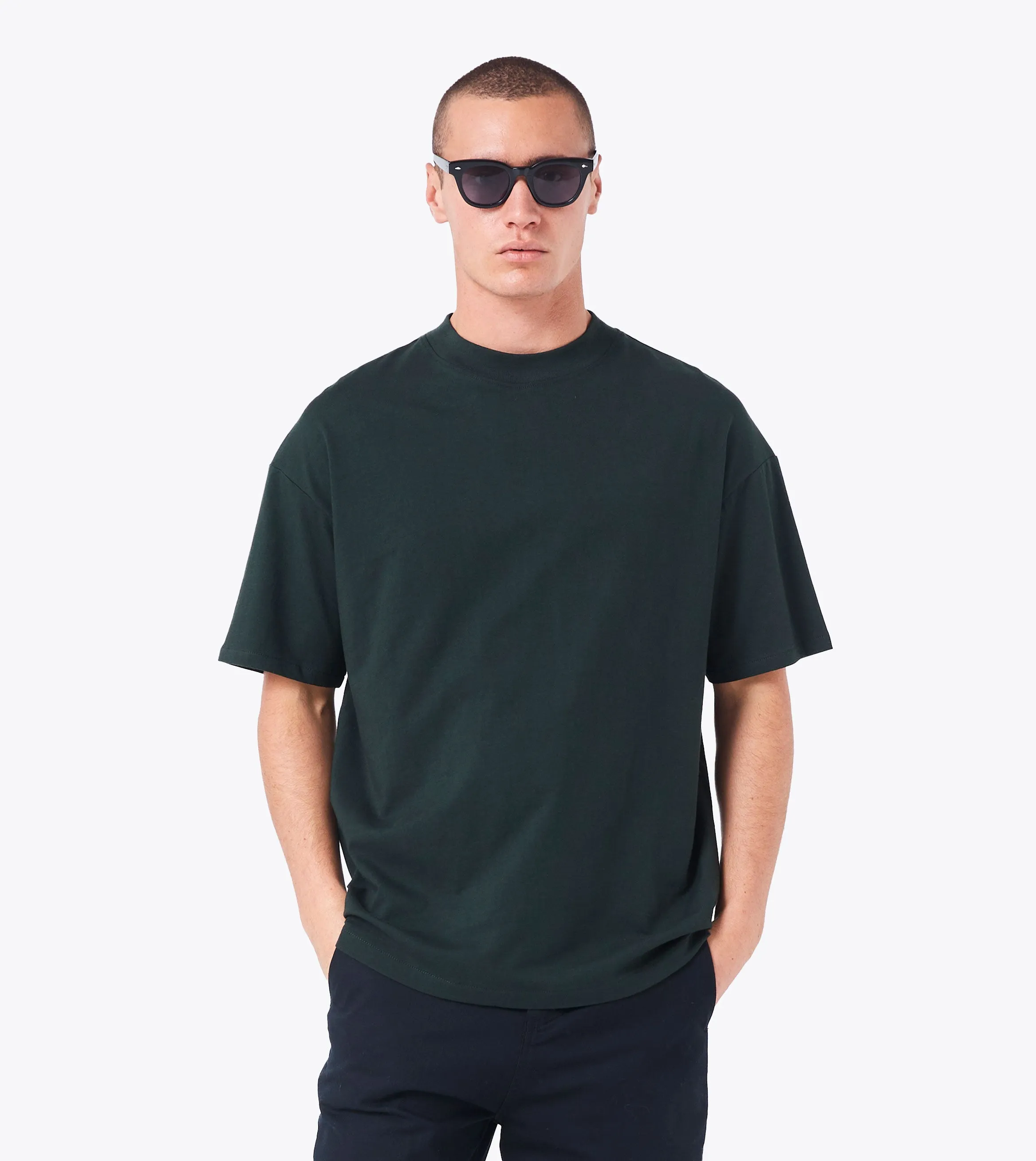 Label Box    Tee Forest