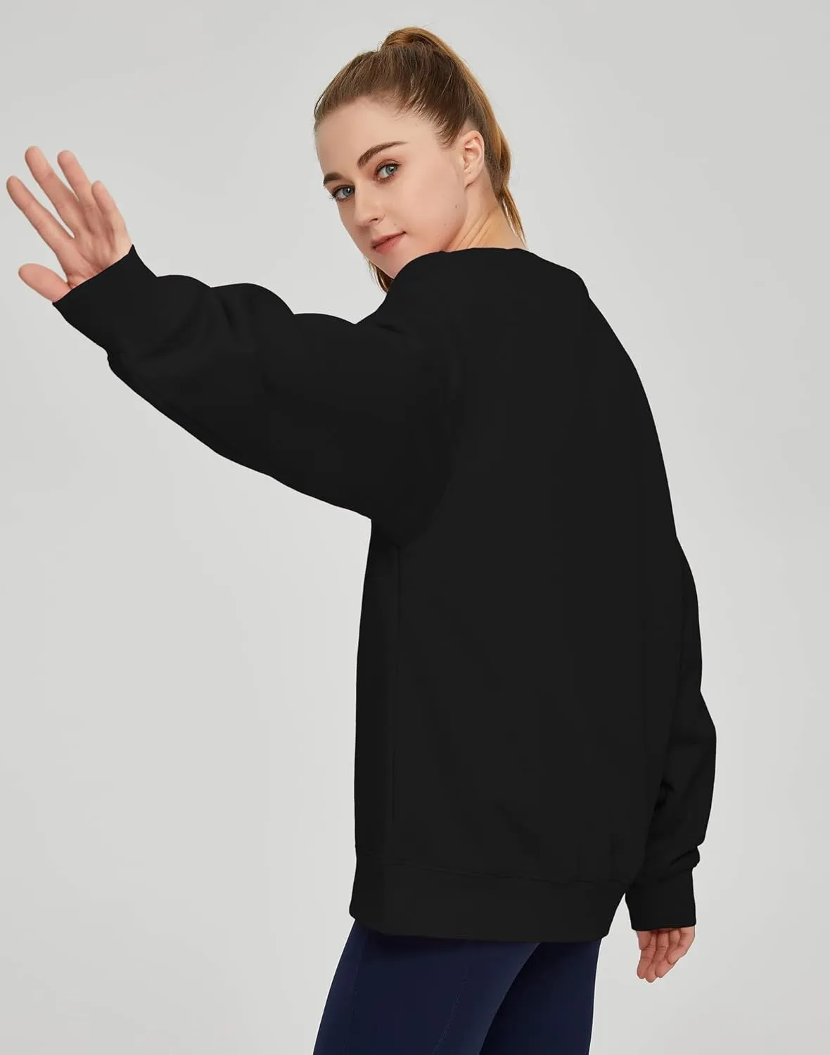 THE GYM PEOPLE Womens' Fleece Crewneck Loose fit Soft Oversized Pullover Sweatshirt