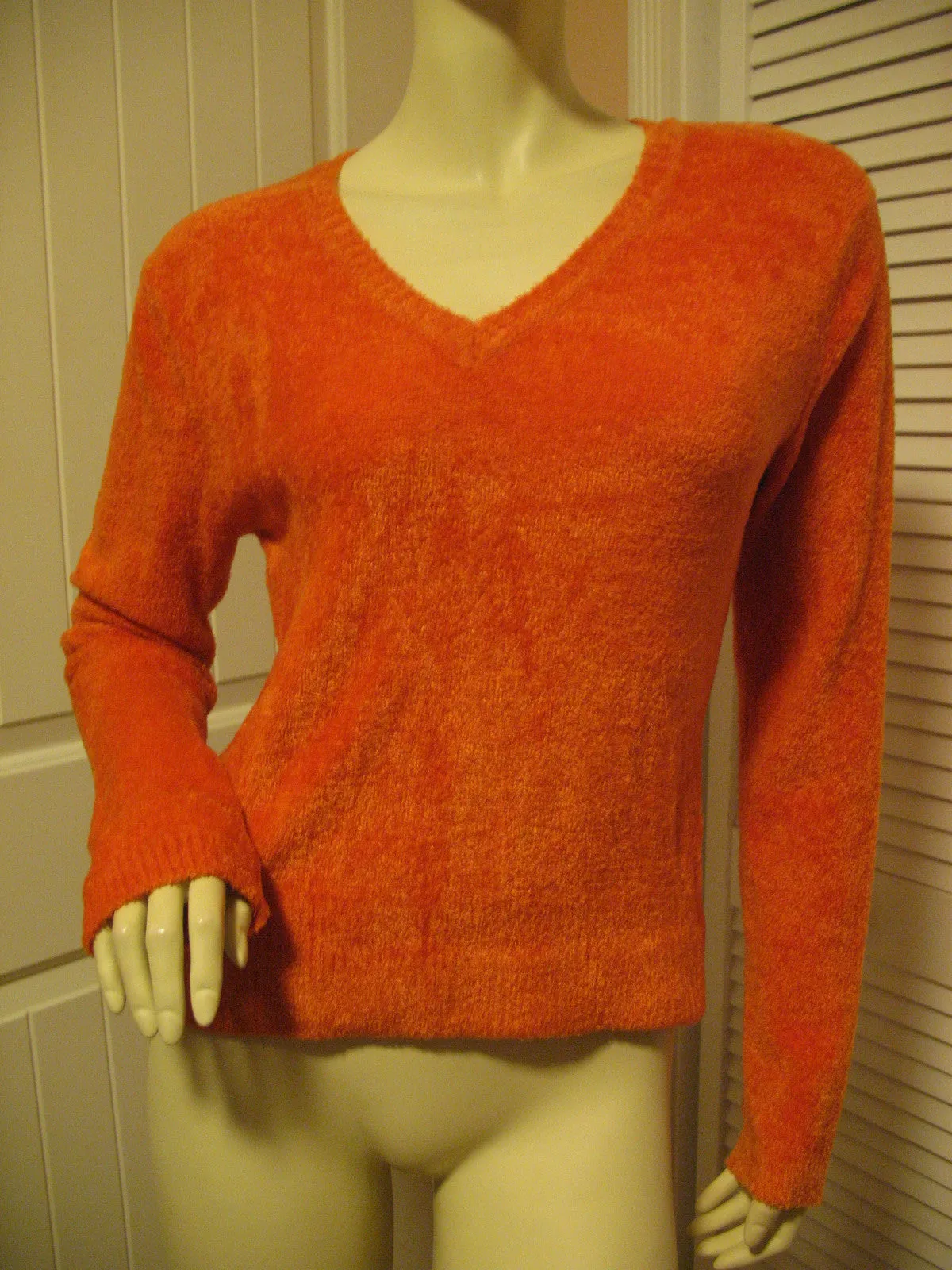 Womens Sweaters Tops BRIGHT ORANGE Long Sleeve V-Neck Winter Layering Sweater TOP SHIRT Medium