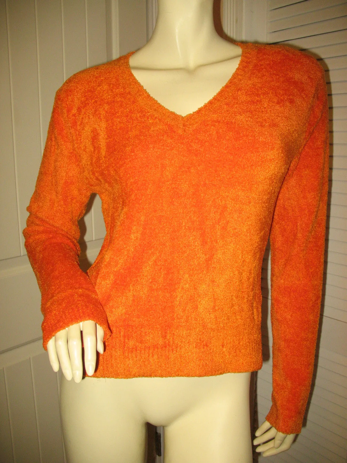 Womens Sweaters Tops BRIGHT ORANGE Long Sleeve V-Neck Winter Layering Sweater TOP SHIRT Medium